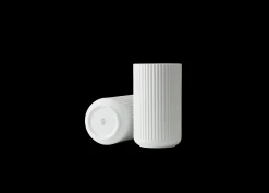 Lyngby Porcelæn Vase H25 cm i hvid fra serien Lyngby