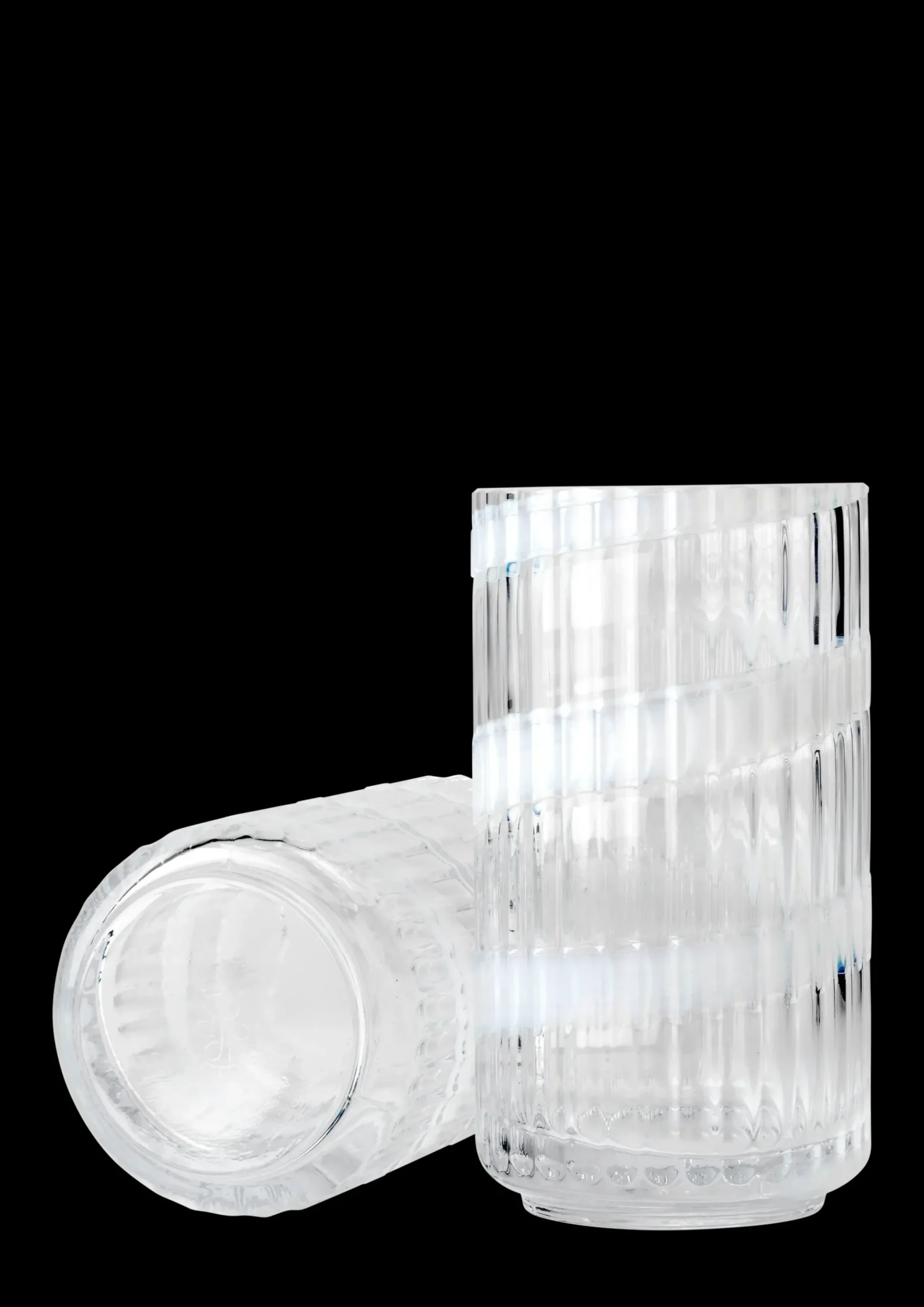 Lyngby Porcelæn Vase H15.5 cm swirl hvid mundblæst glas